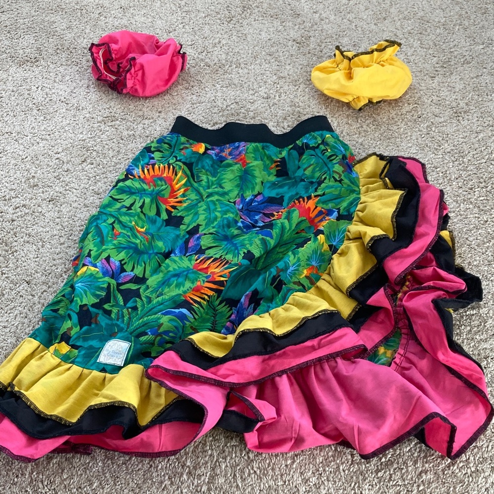 Girls, Carmen Miranda, or flamenco dancer Halloween costume